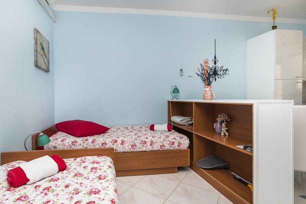אומאג Apartments Catic מראה חיצוני תמונה